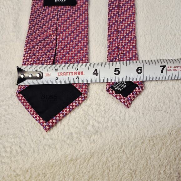 Hugo Boss Mens Pink Geometric 100% Silk Necktie Made In Italy - Picture 6 of 10